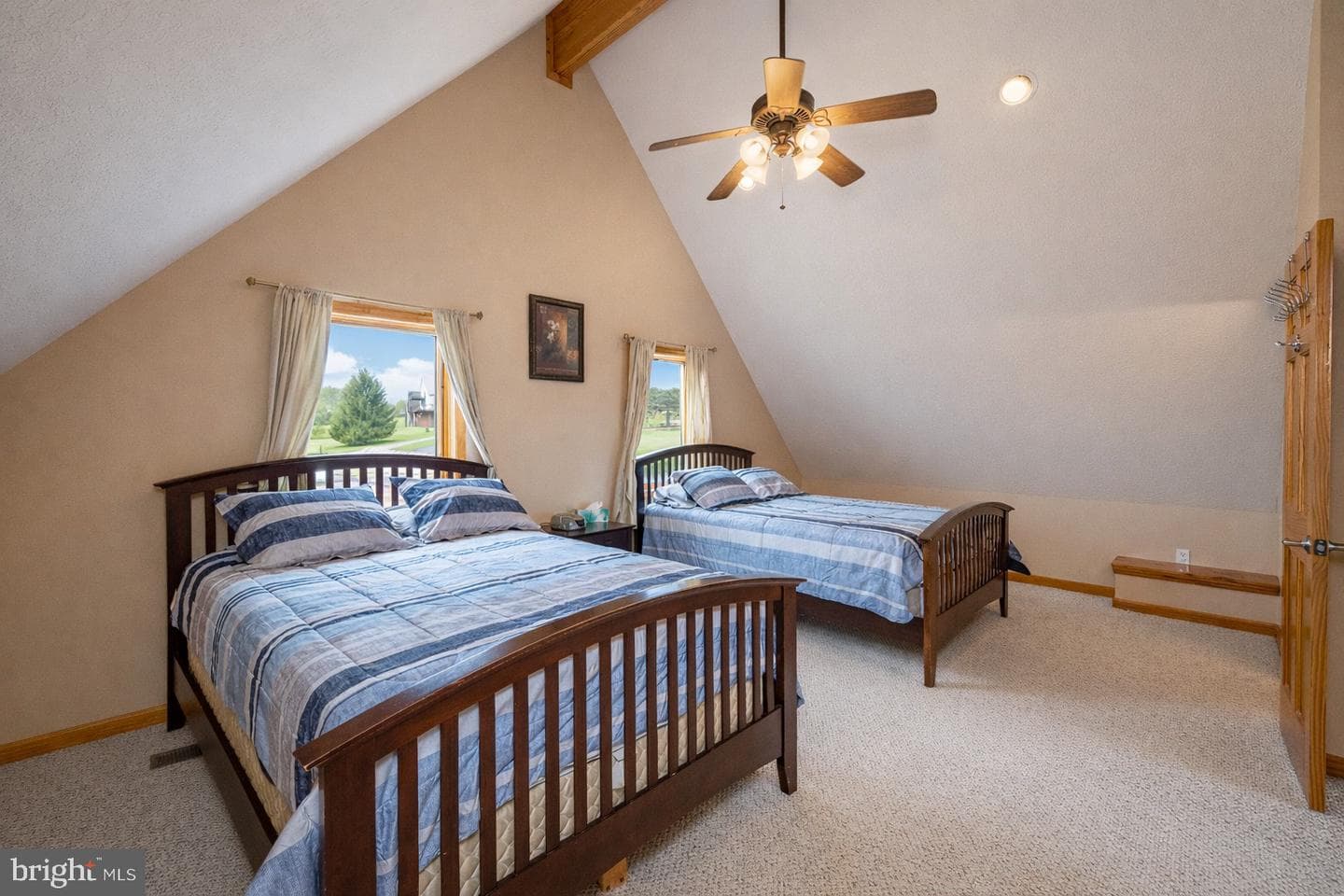 53 Meadow Court photo 9