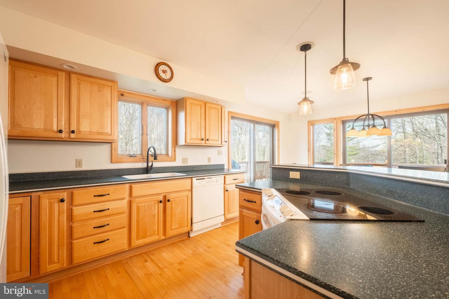 128 Bridgeview Lane photo 11