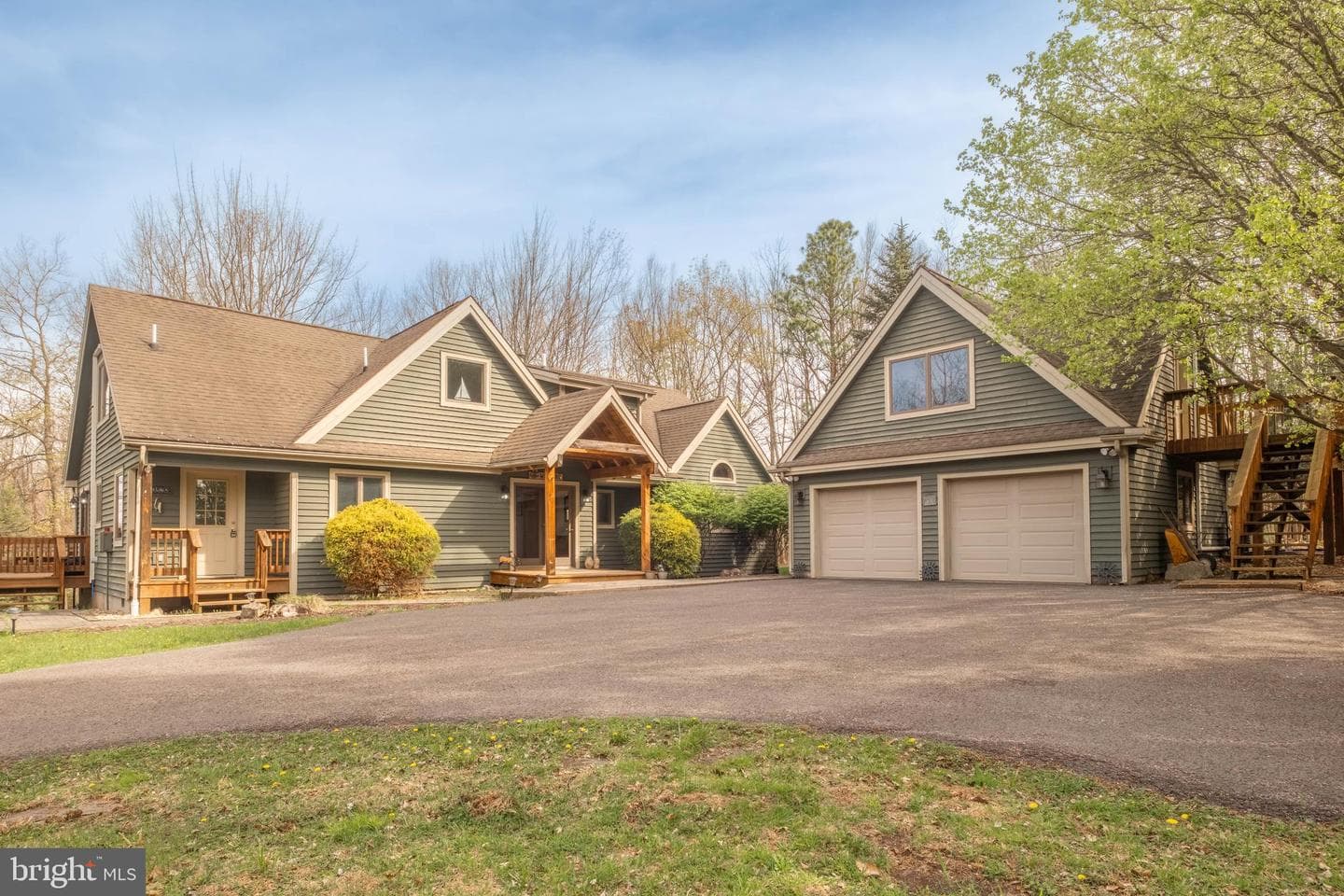 128 Bridgeview Lane photo 36