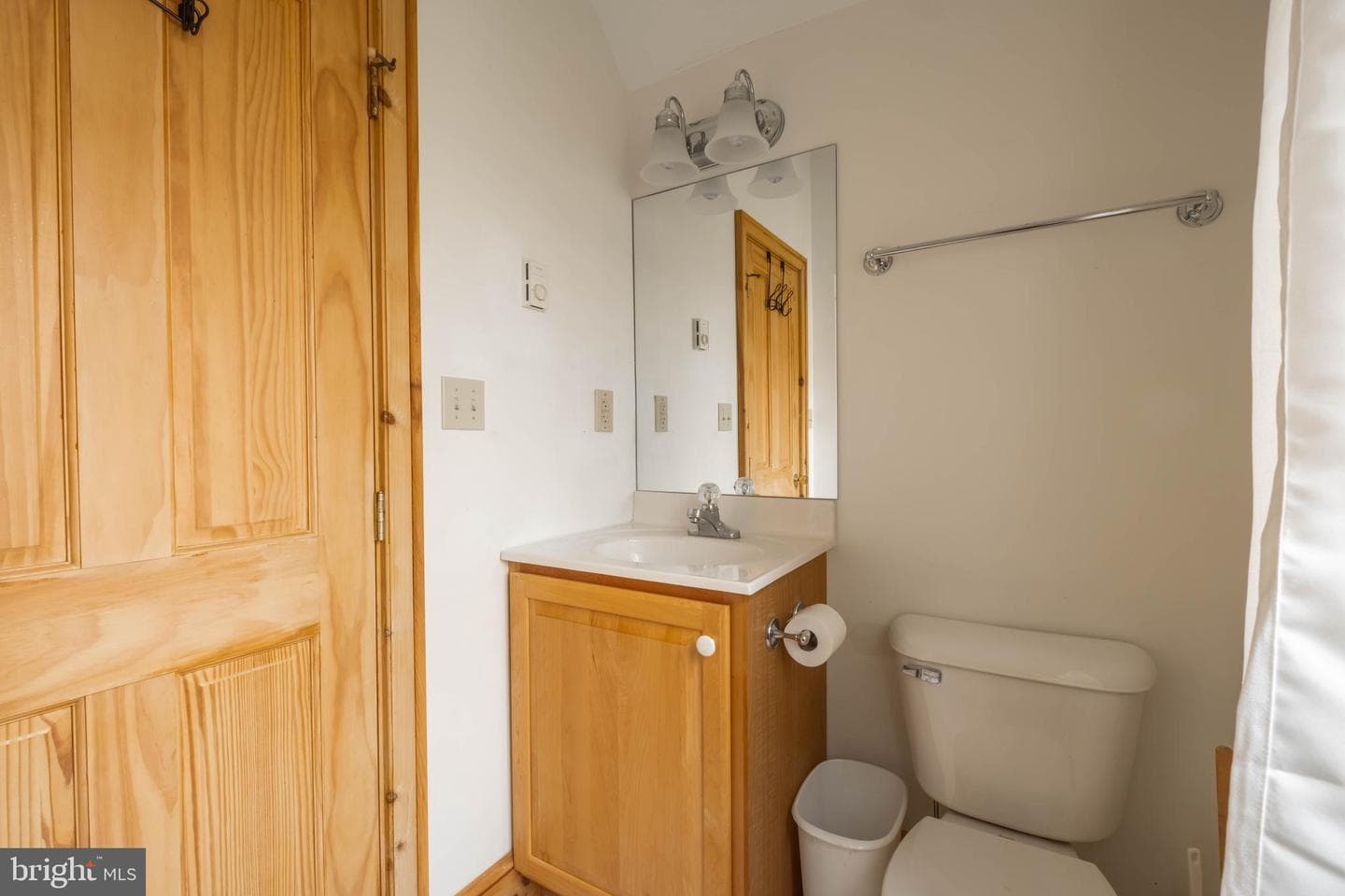 128 Bridgeview Lane photo 45