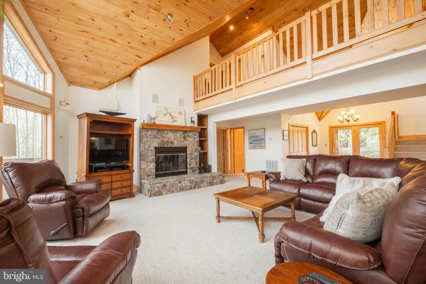 128 Bridgeview Lane photo 6