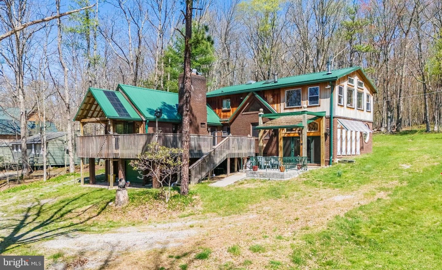 827 Penn Point Road photo 3