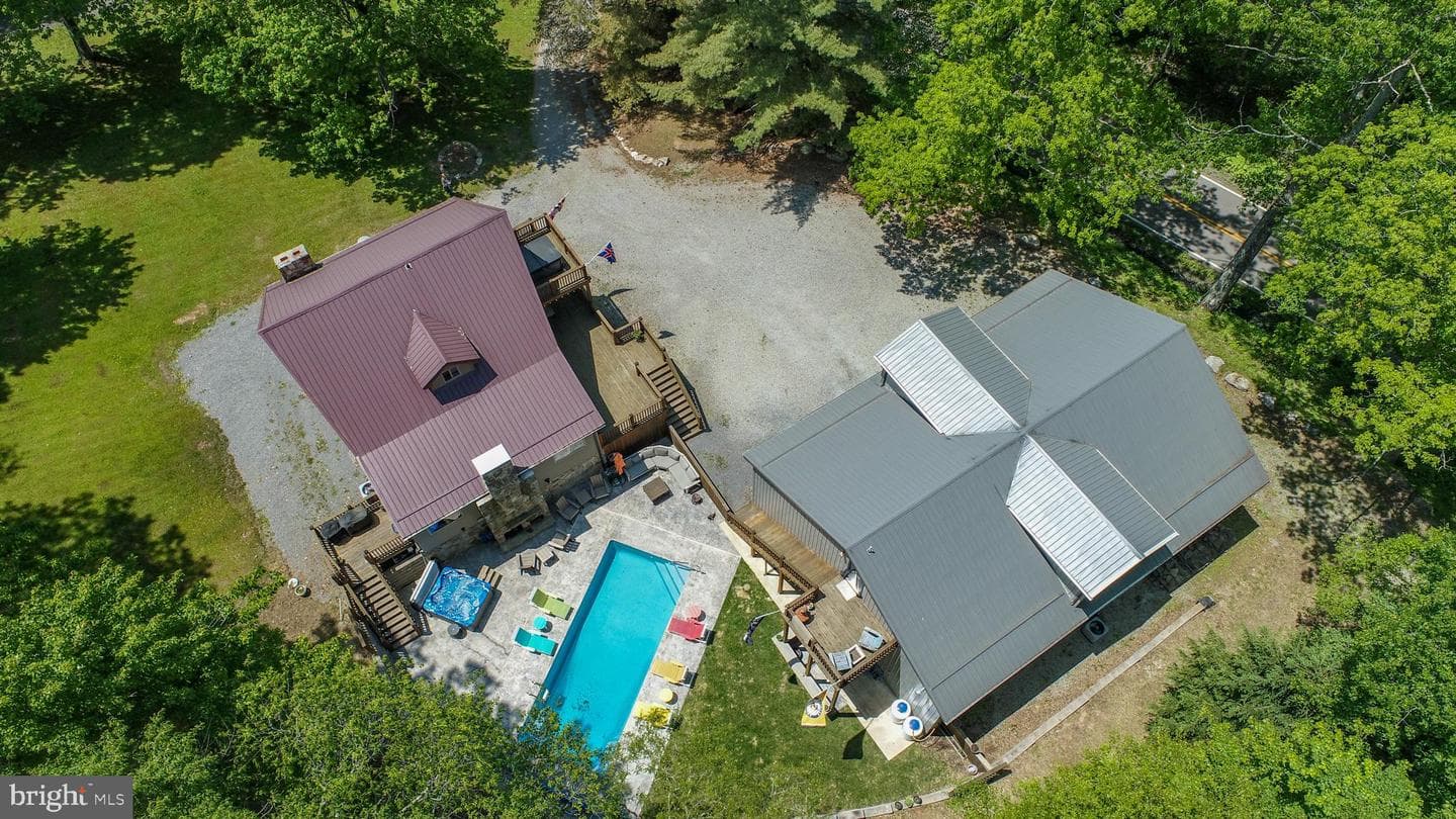 2250 Hoyes Run Road photo 13