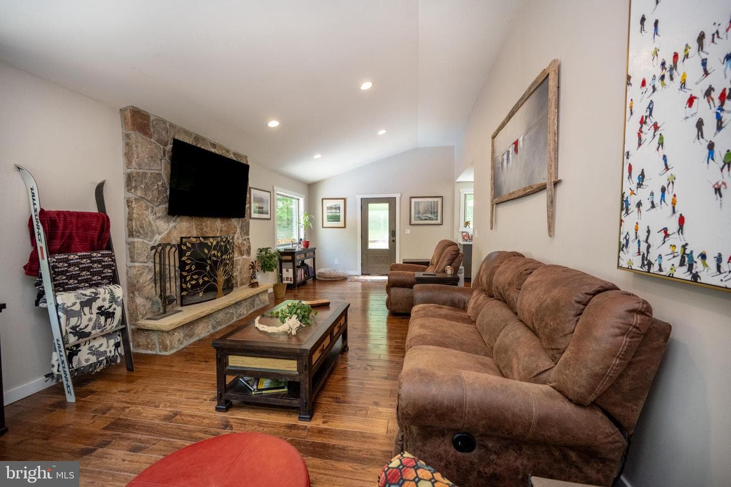 2250 Hoyes Run Road photo 27
