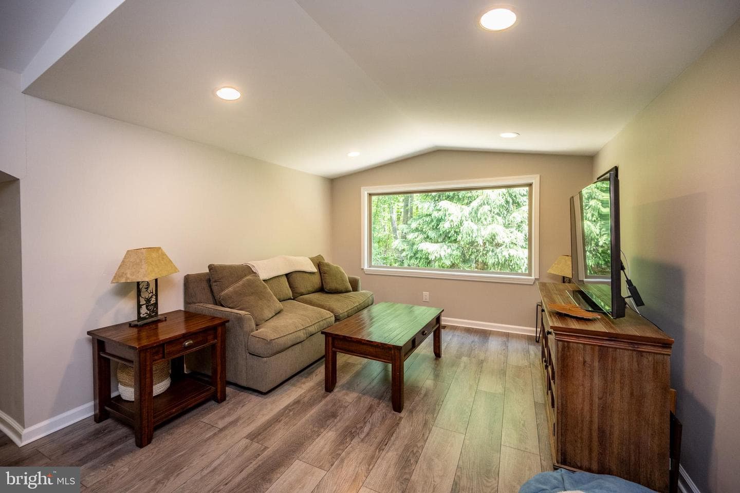 2250 Hoyes Run Road photo 76