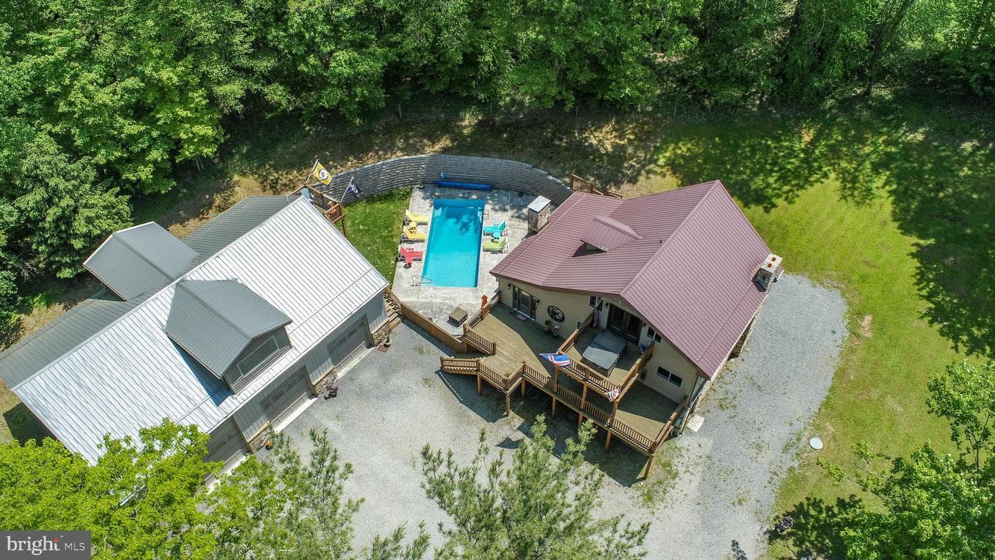 2250 Hoyes Run Road photo 8