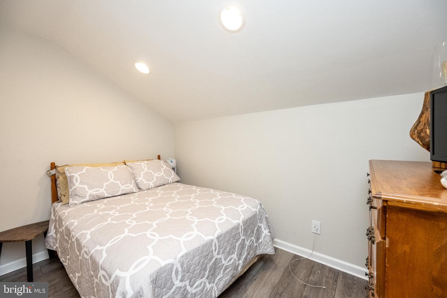 2250 Hoyes Run Road photo 83