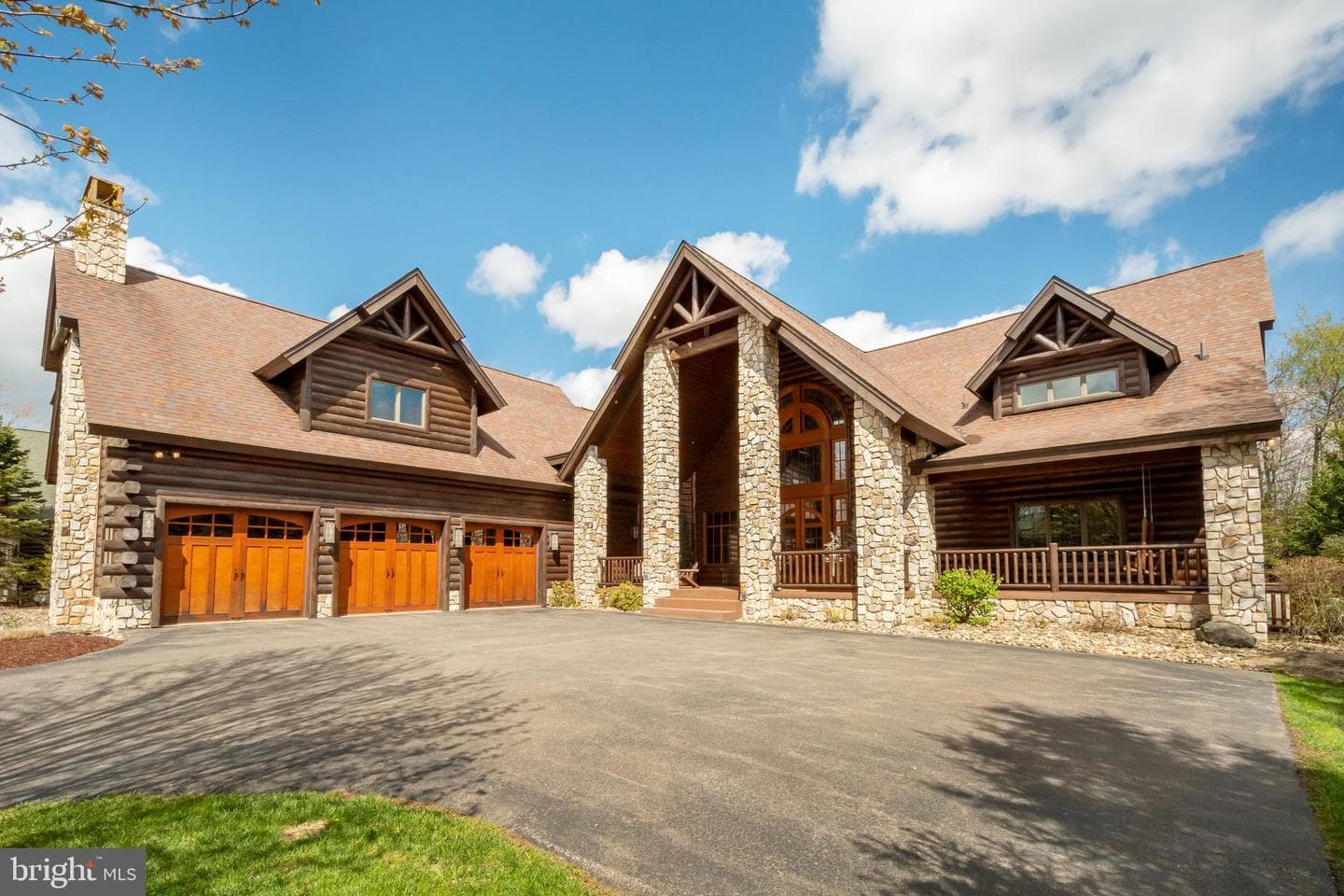 41 Big Dipper Court photo 3