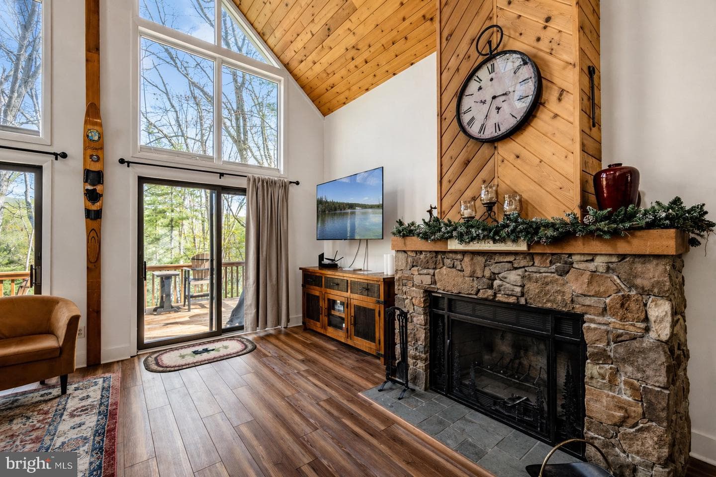 340 South Shore Road, Swanton