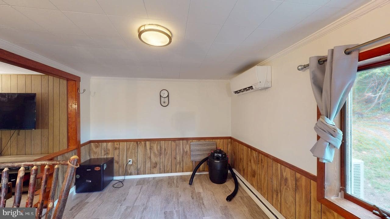 239 Hampshire Street photo 13