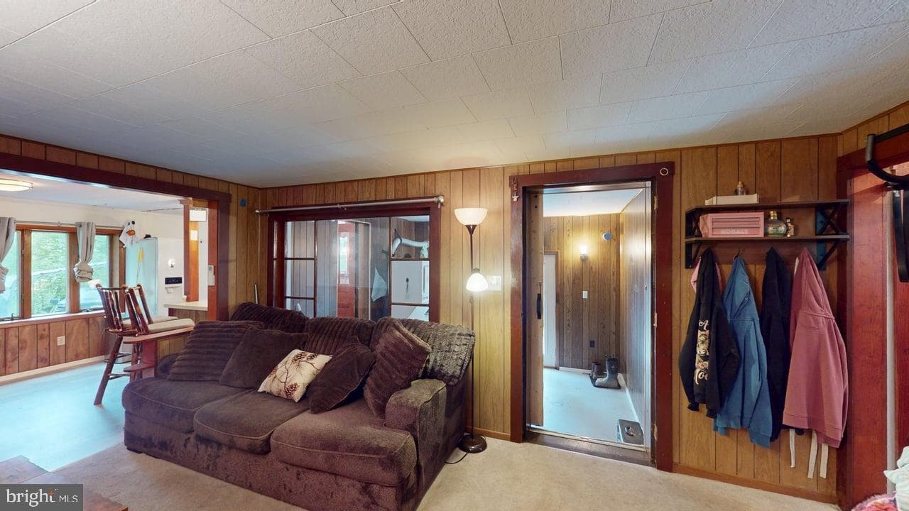 239 Hampshire Street photo 16