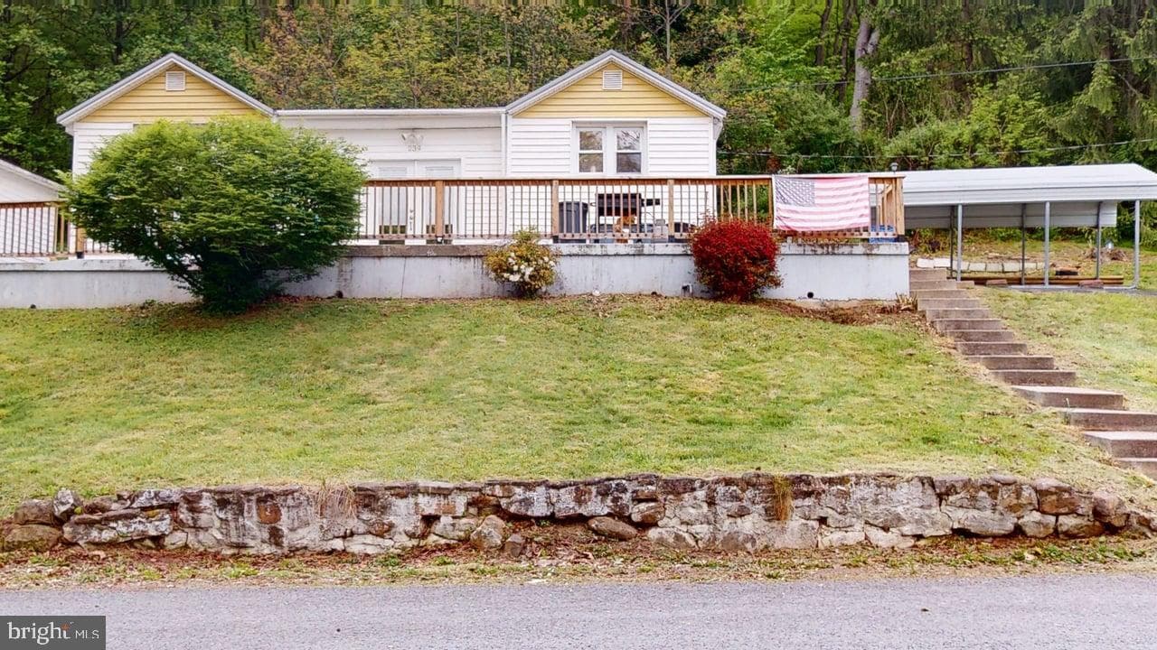 239 Hampshire Street photo 39