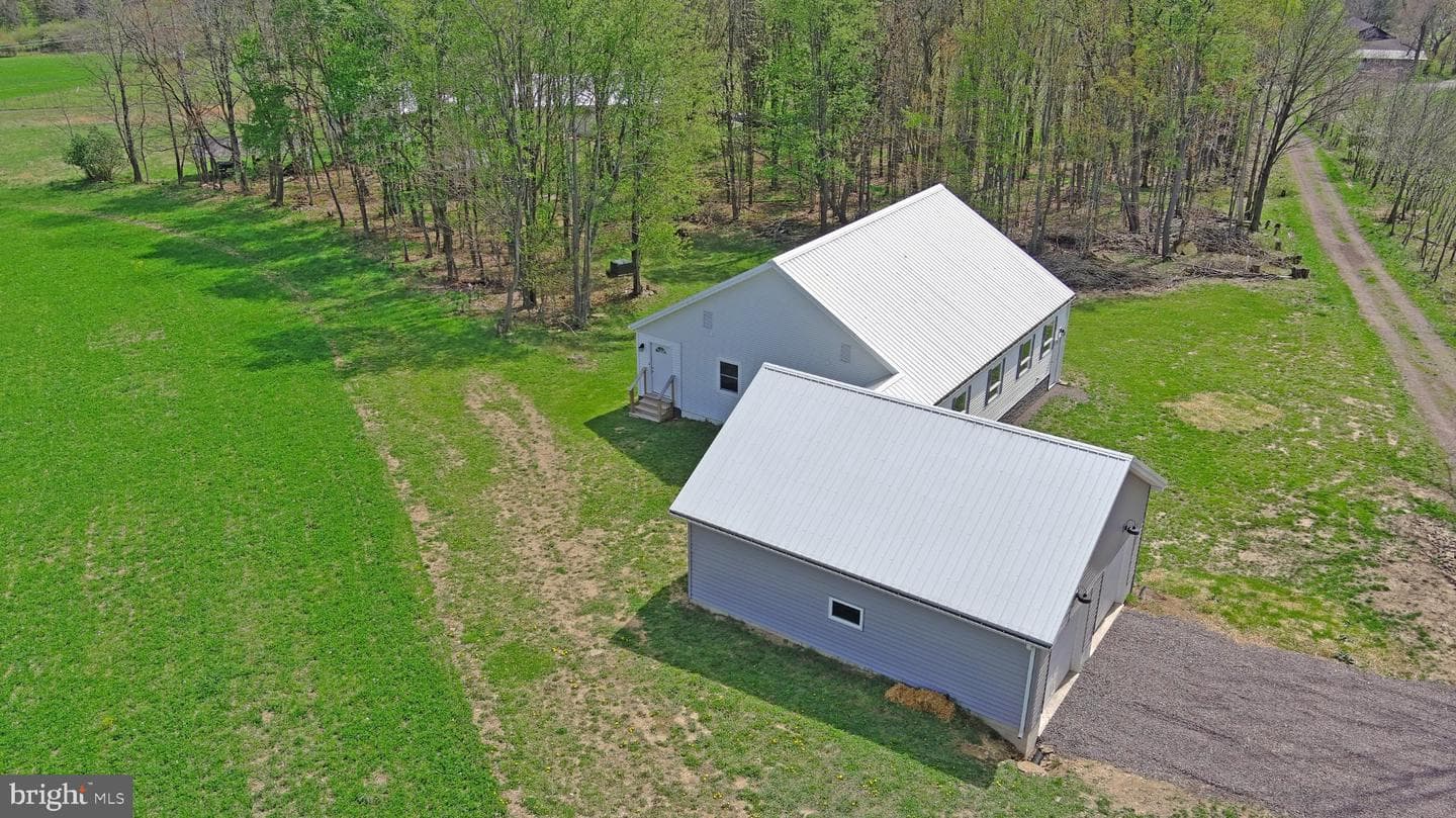 137 Shawnee Lane photo 35