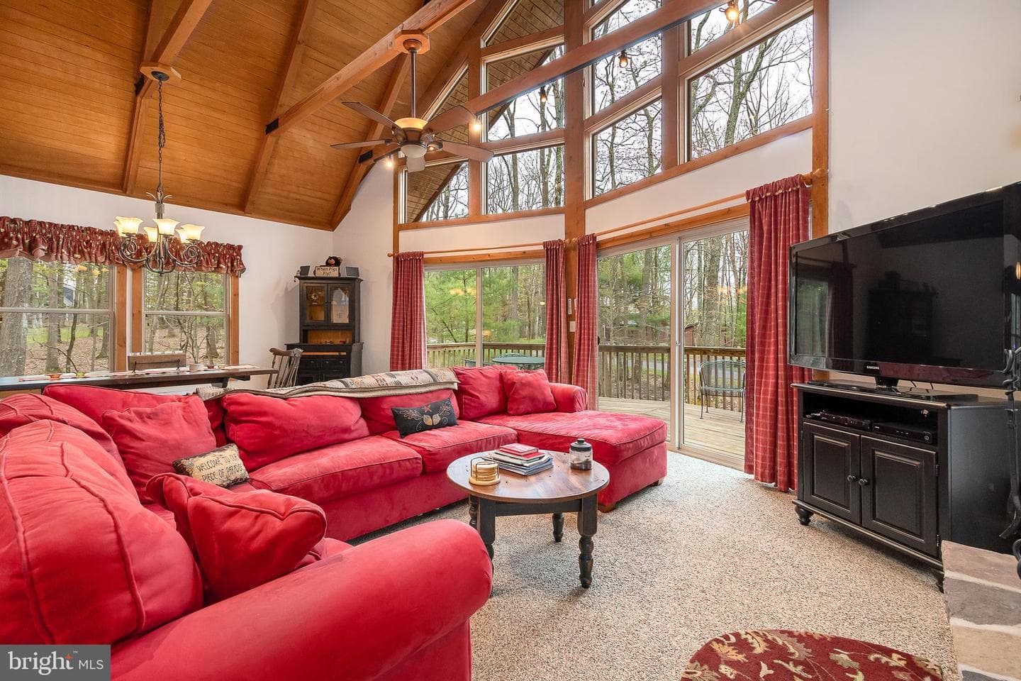 392 Deer Run Lane photo 11