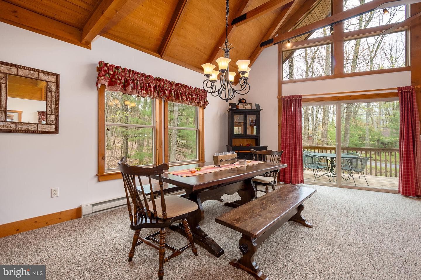 392 Deer Run Lane photo 8