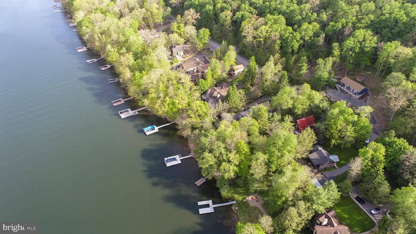 1475 Marsh Hill Road photo 59