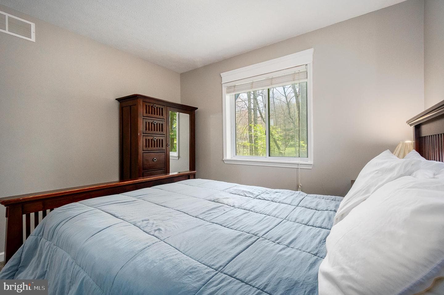 638 Glendale Road photo 24