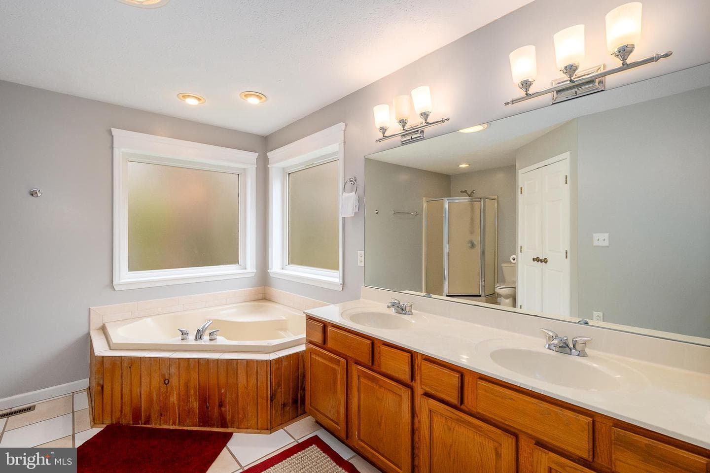 638 Glendale Road photo 32