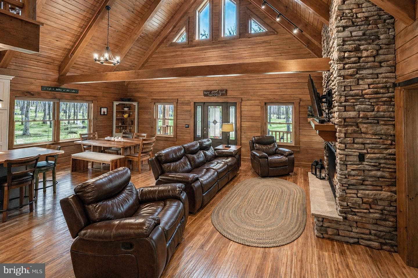 75 Fern Loop Drive photo 4