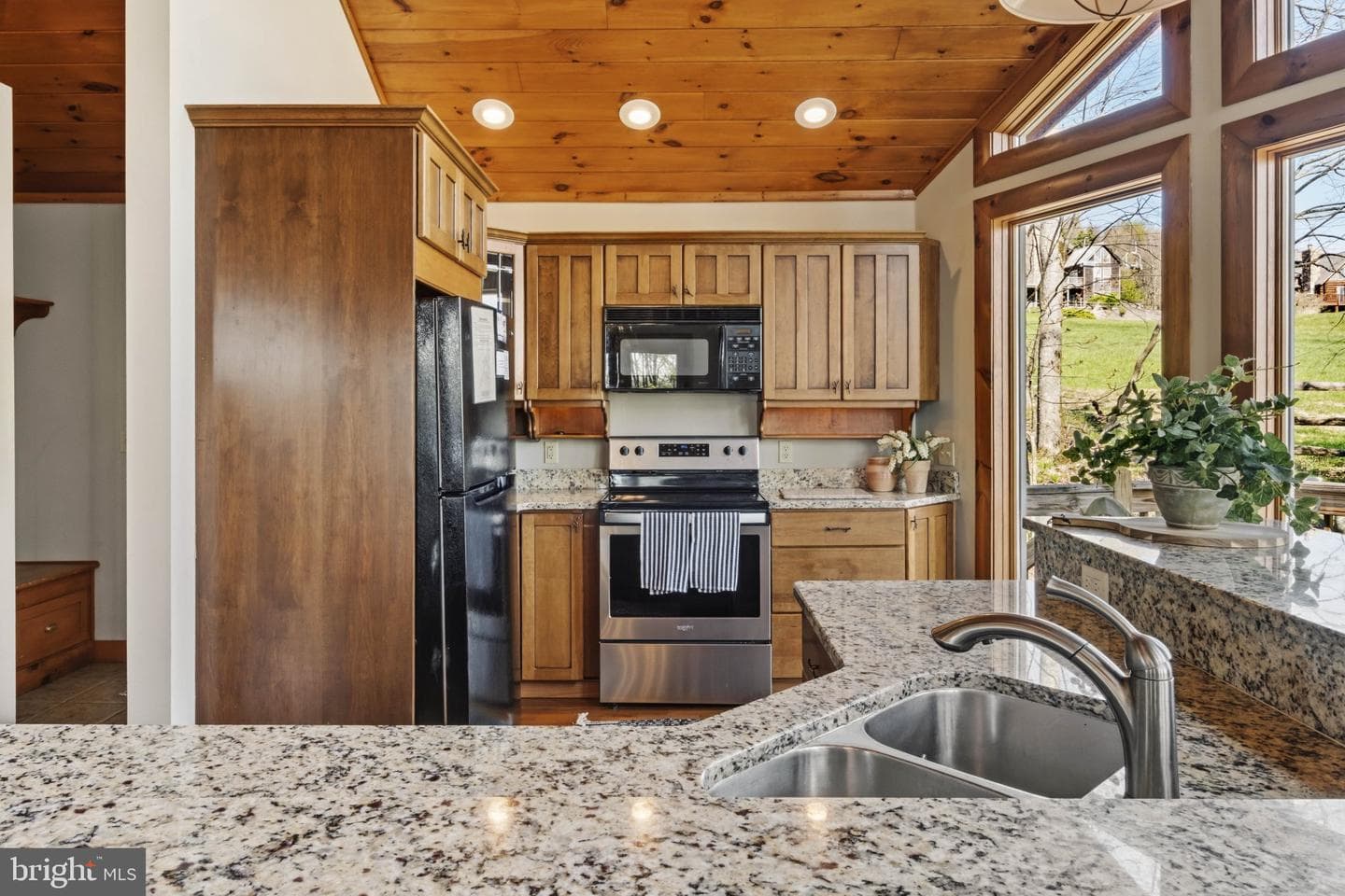 206 Highline Drive photo 20