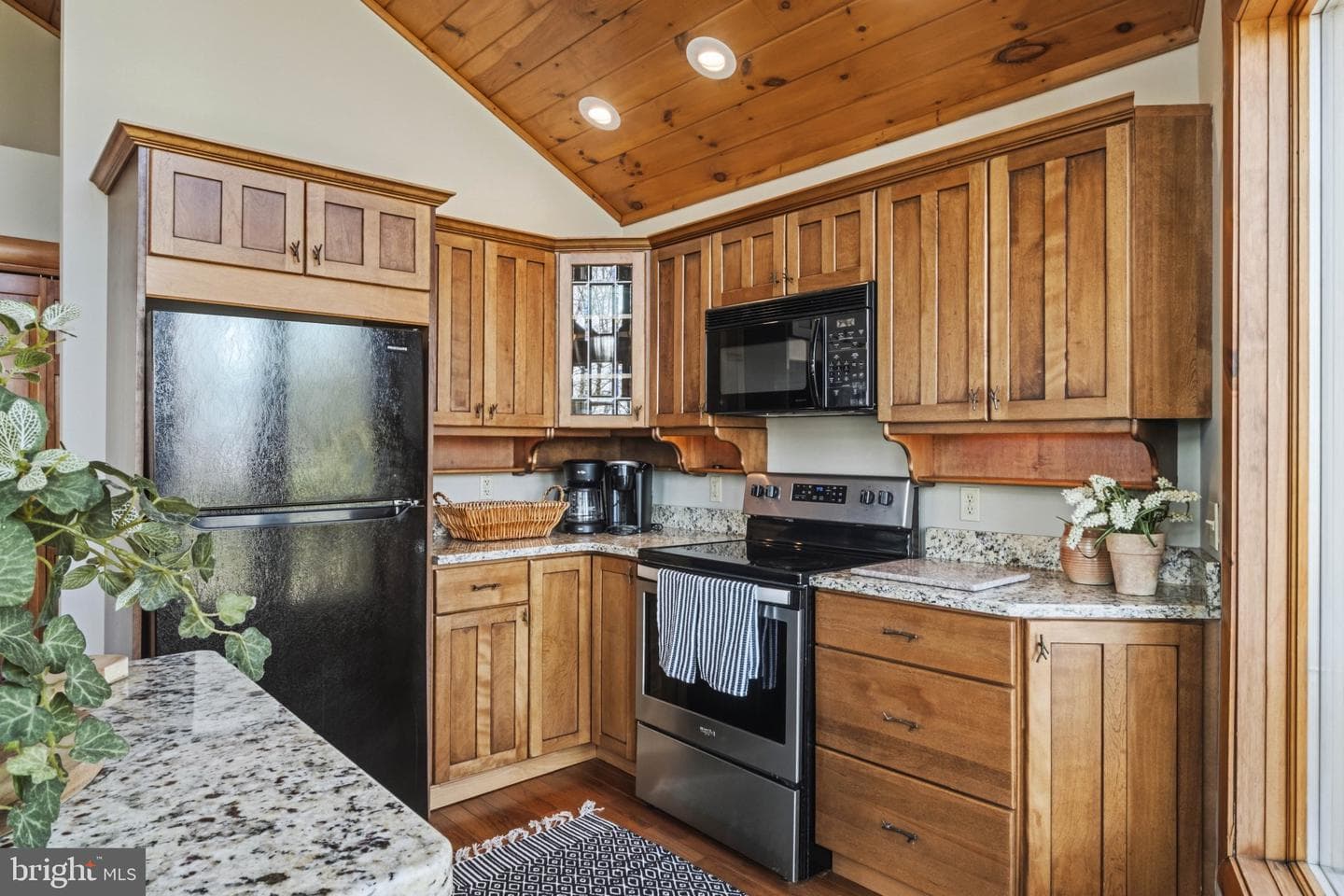 206 Highline Drive photo 21