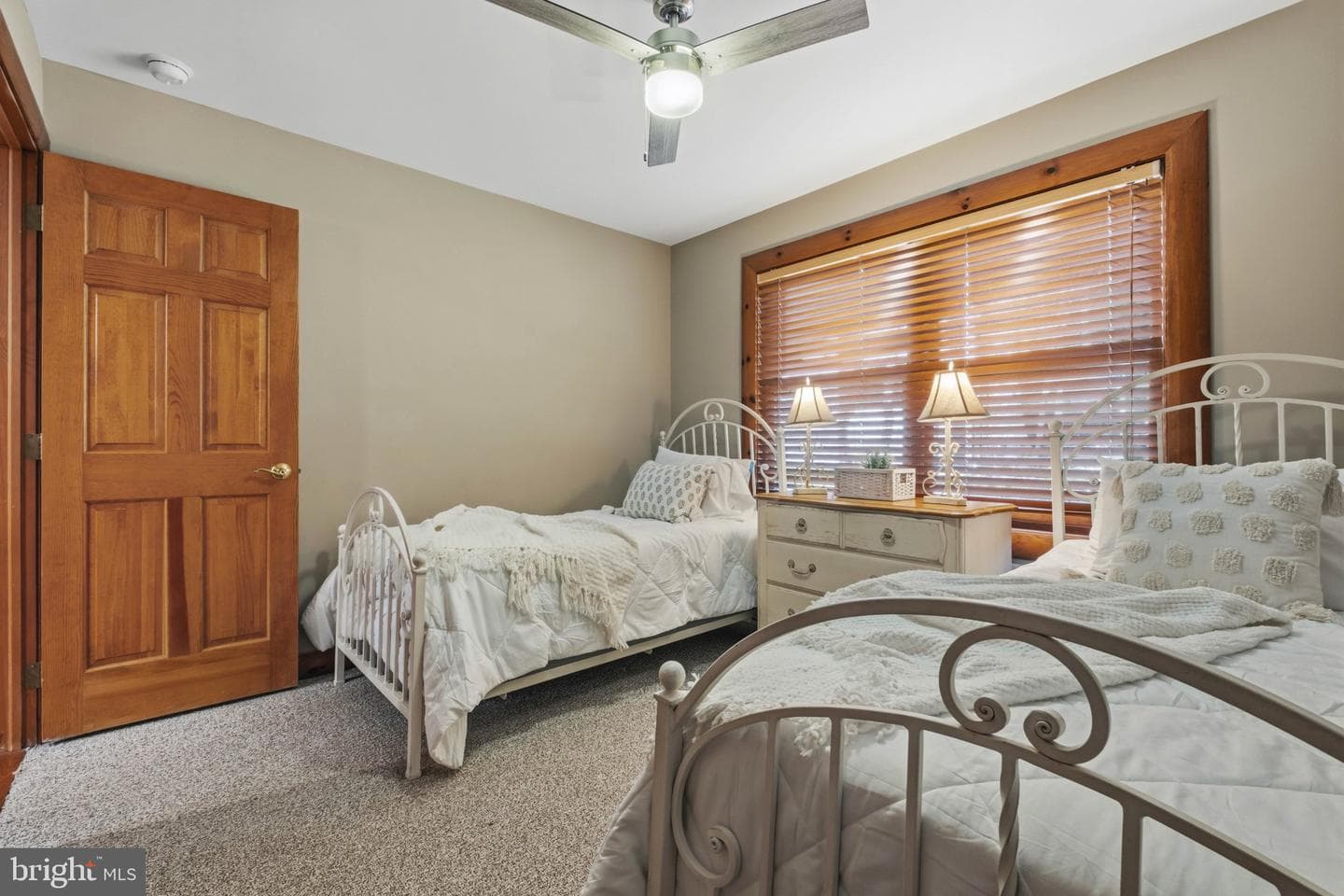 206 Highline Drive photo 33