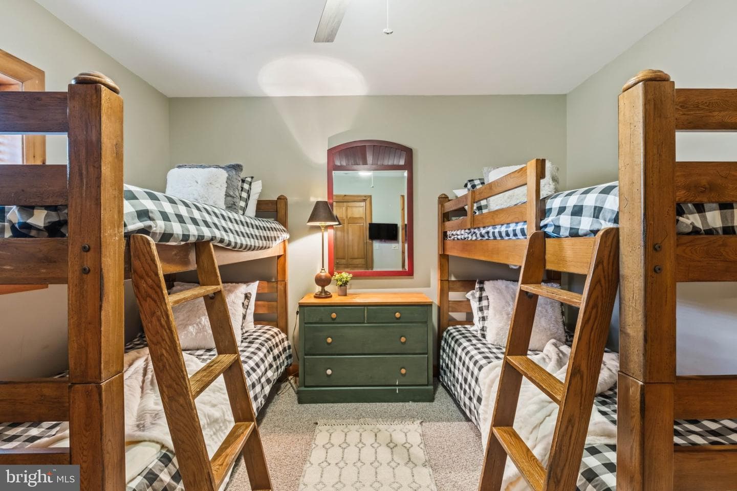 206 Highline Drive photo 41