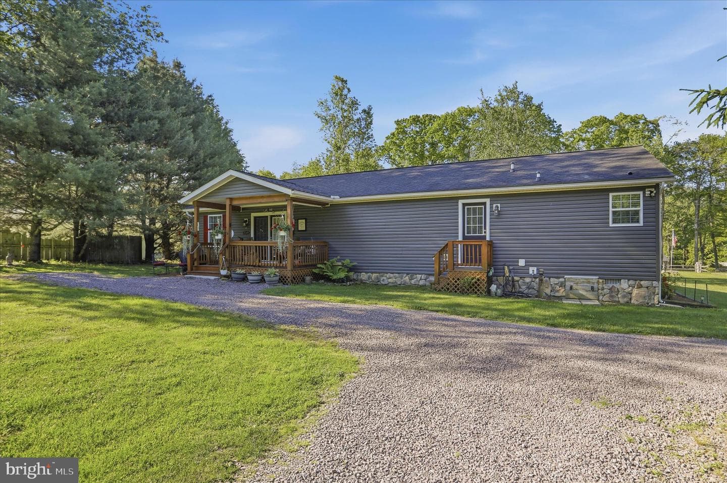 139 Lakeview Drive photo 6