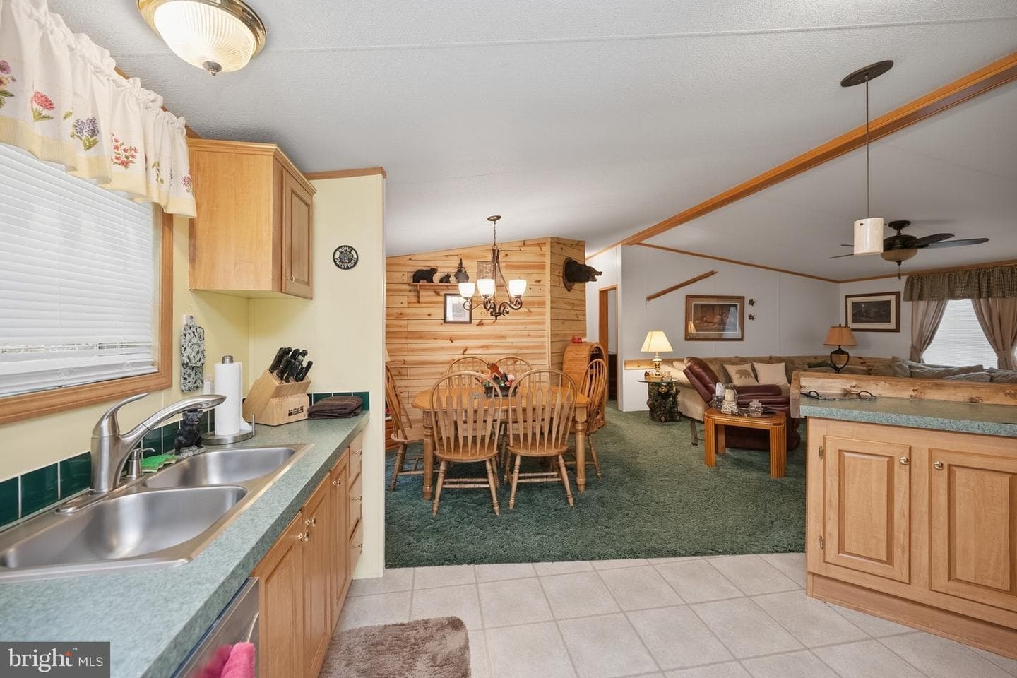 2461 Old Morgantown Road E photo 6
