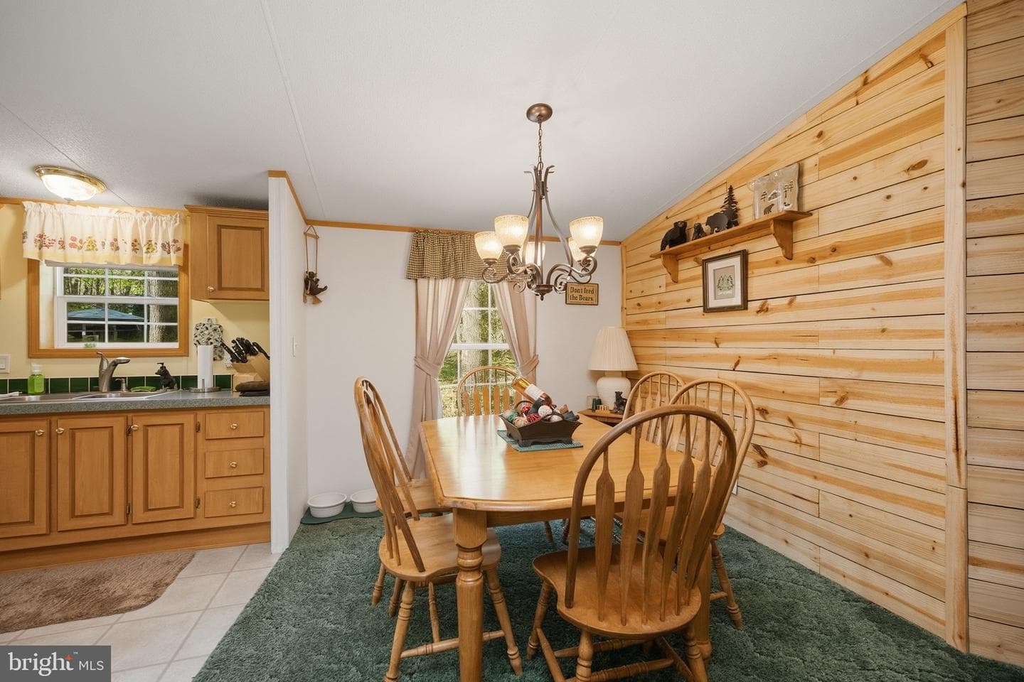 2461 Old Morgantown Road E photo 9