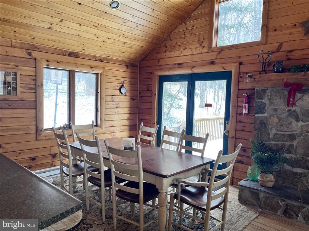 127 Paradise Heights photo 19