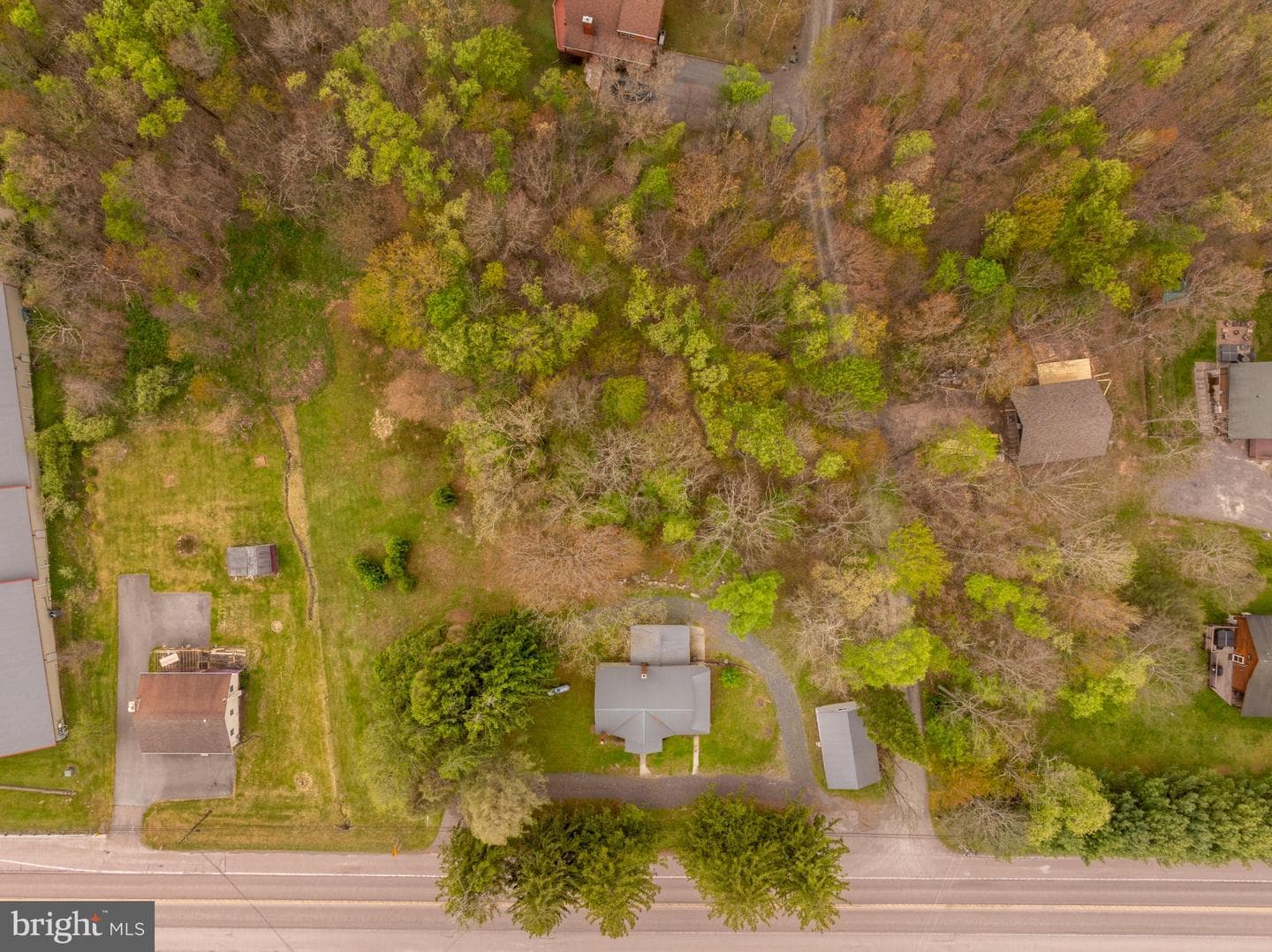 17921 Garrett Highway photo 14