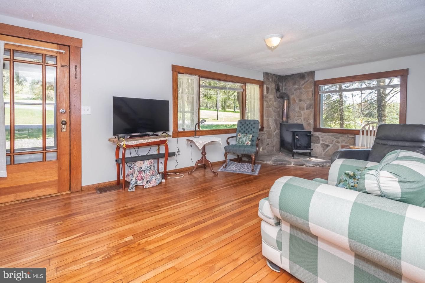 17921 Garrett Highway photo 16