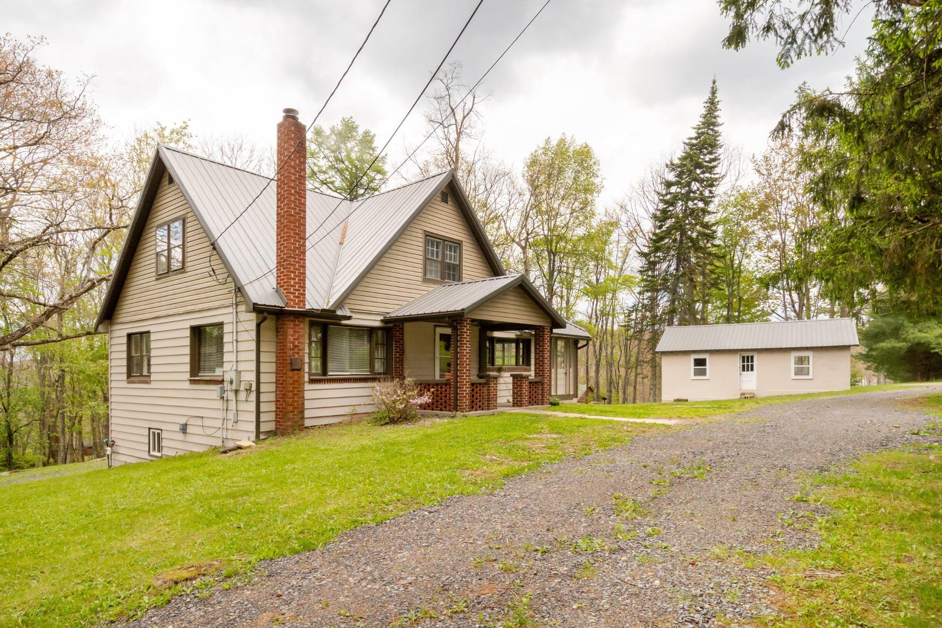 17921 Garrett Highway photo 3