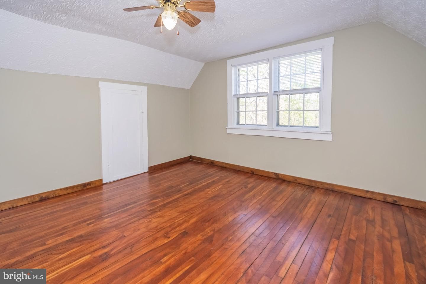 17921 Garrett Highway photo 34