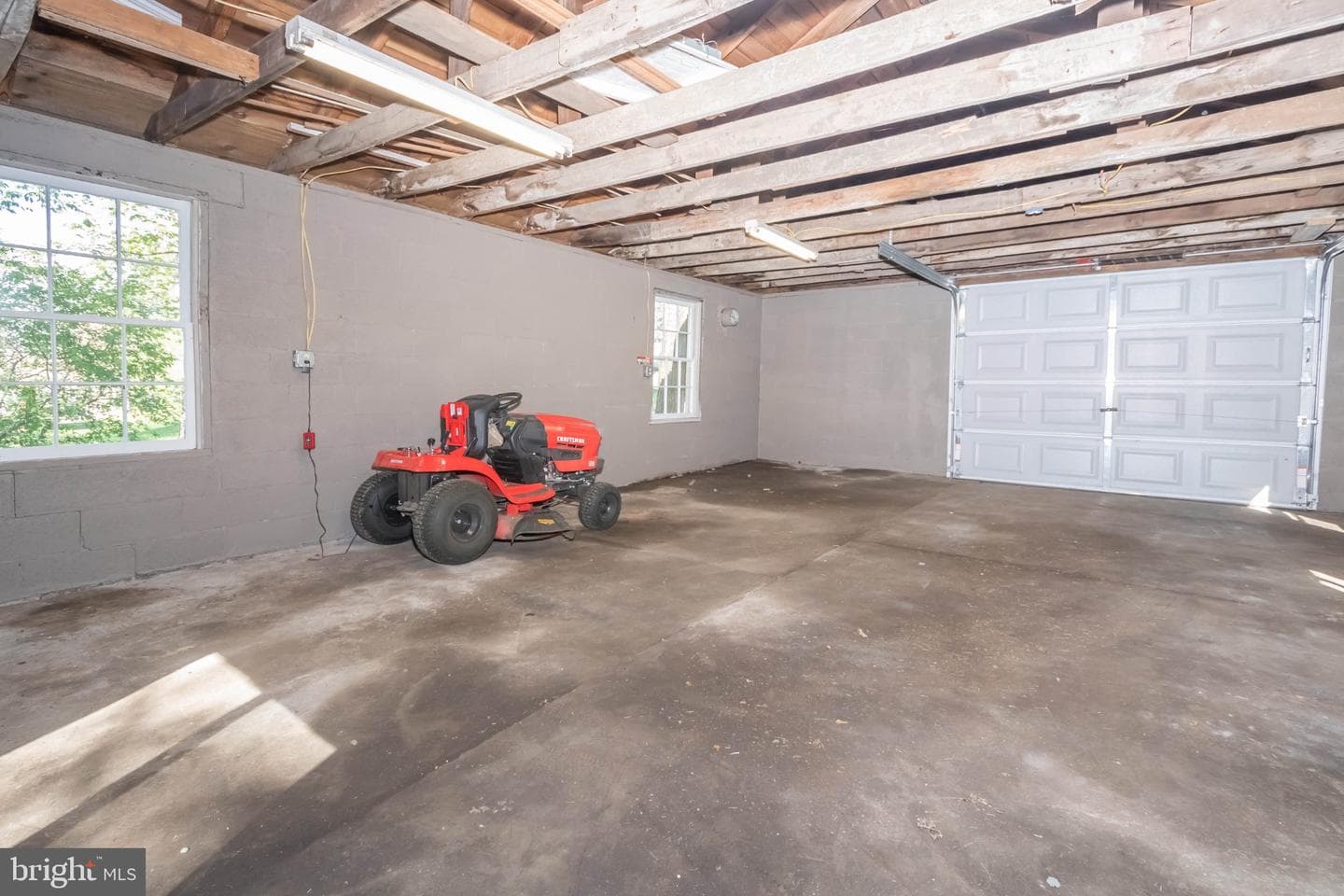 17921 Garrett Highway photo 46