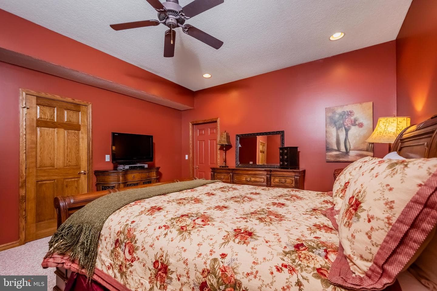 316 Moonrise Drive photo 47
