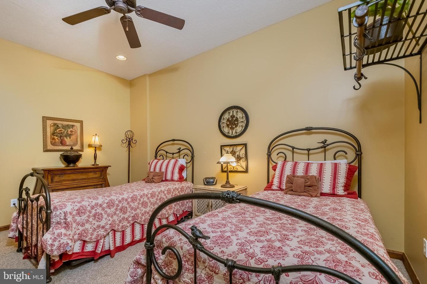 316 Moonrise Drive photo 49
