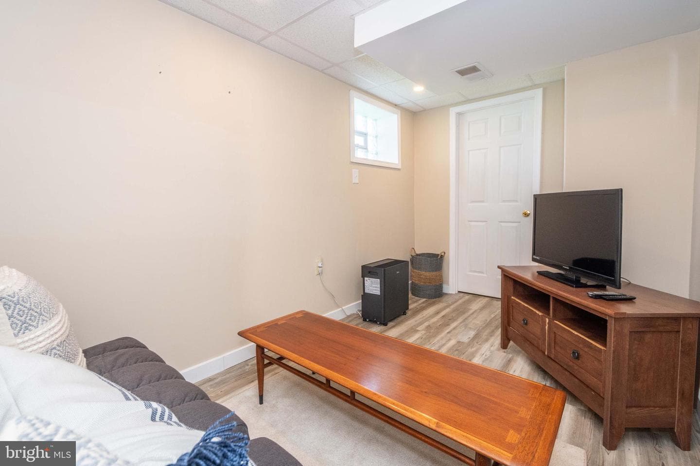 486 Marsh Hill Road photo 20