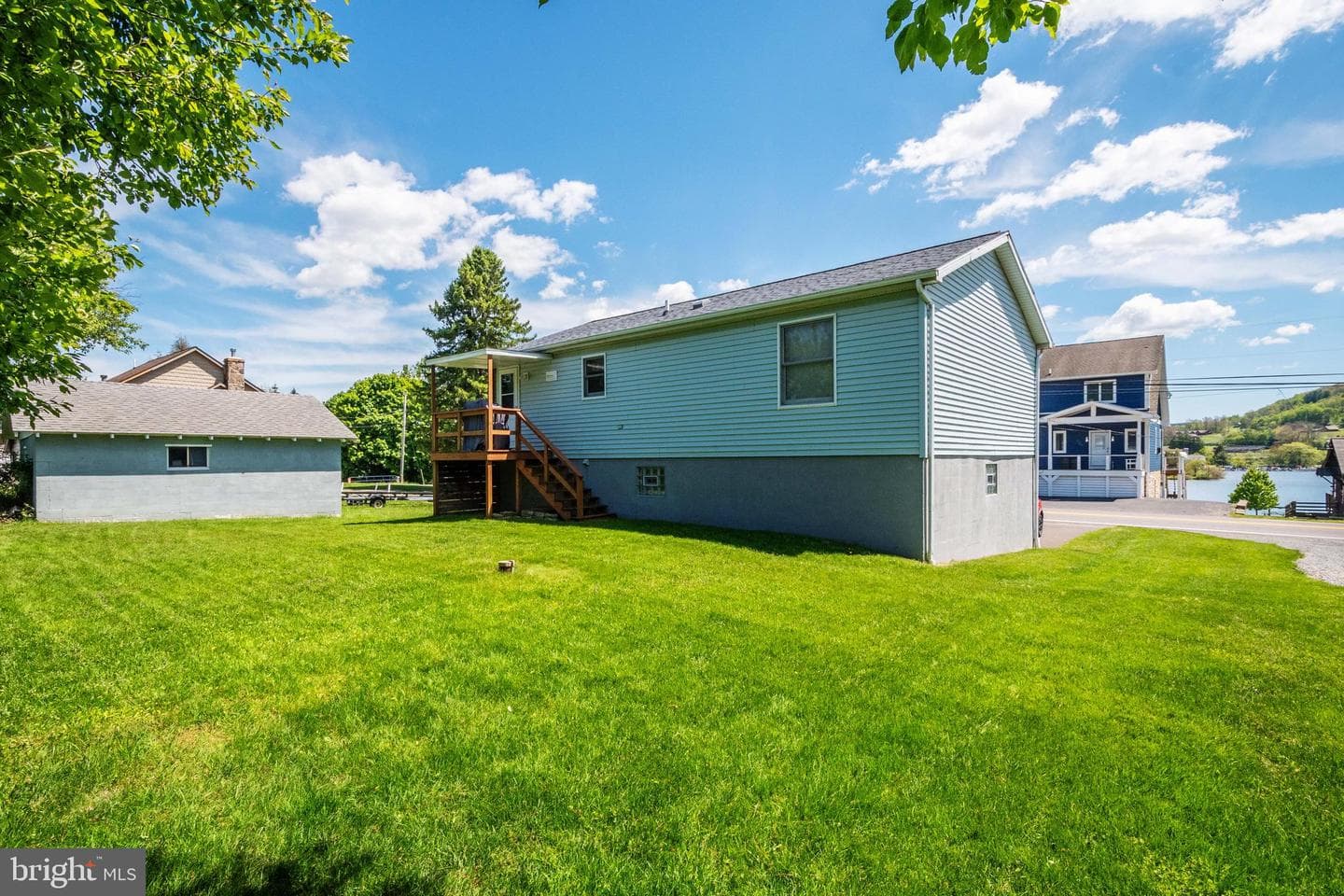 486 Marsh Hill Road photo 29