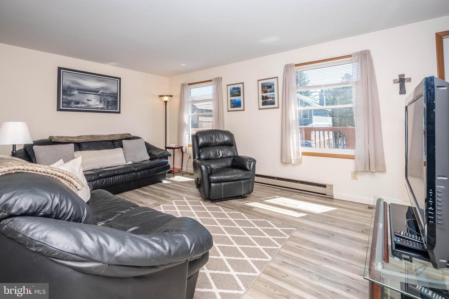 486 Marsh Hill Road photo 6