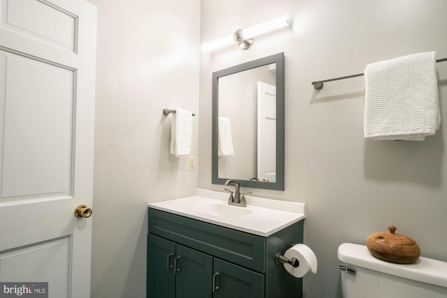 425 Hines Drive photo 66