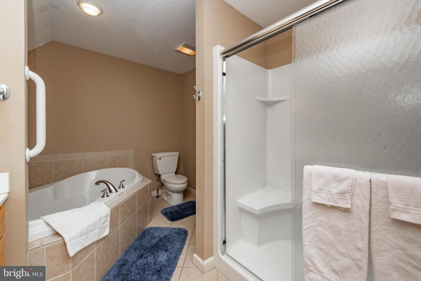 2828 Glendale Road photo 35