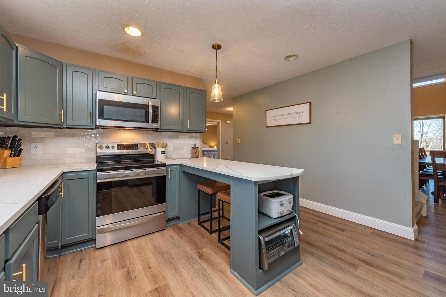 2828 Glendale Road photo 9