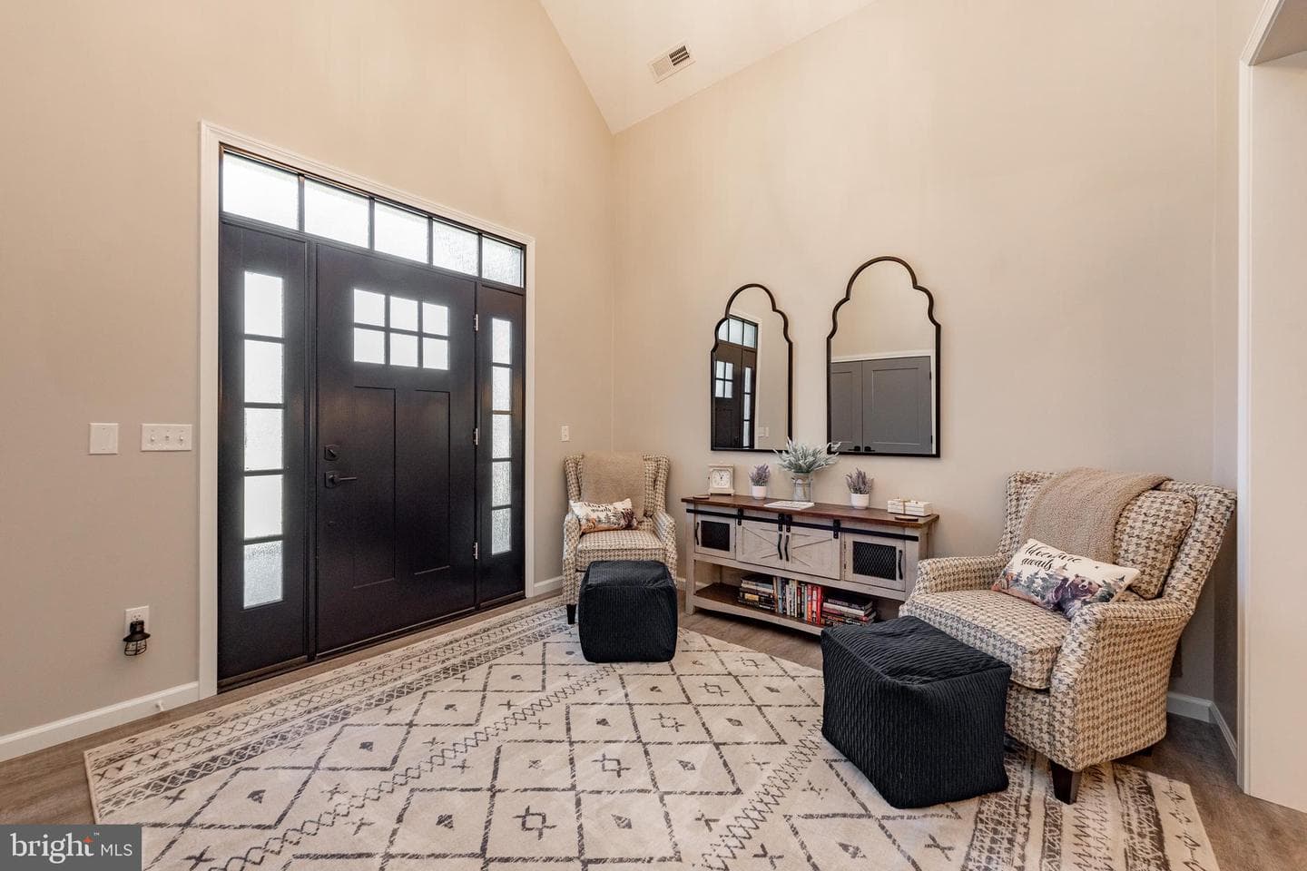 220 Biltmore View, Mc Henry