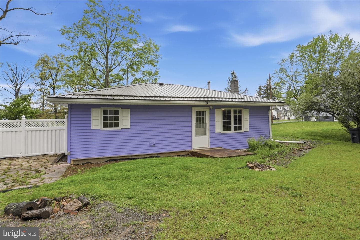 512 Roanoke Avenue photo 8