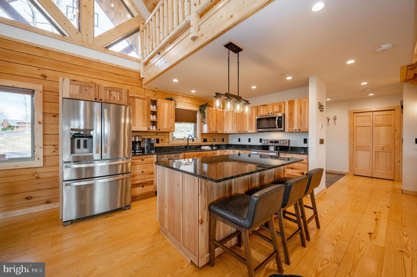985 N Camp Road, Mc Henry