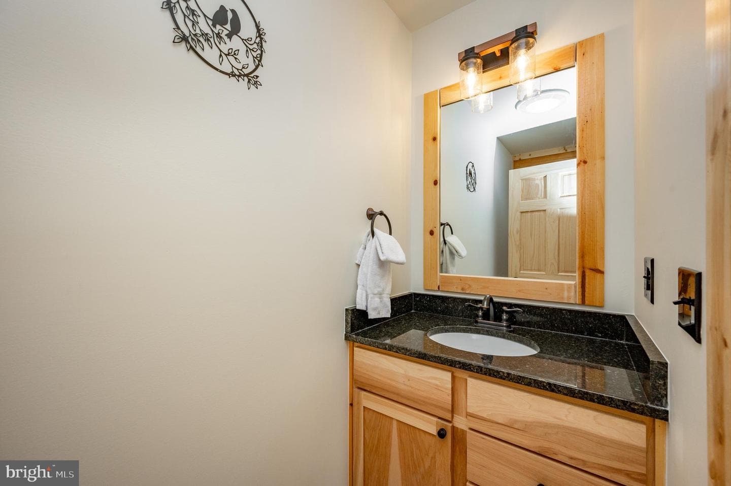 985 N Camp Road photo 20