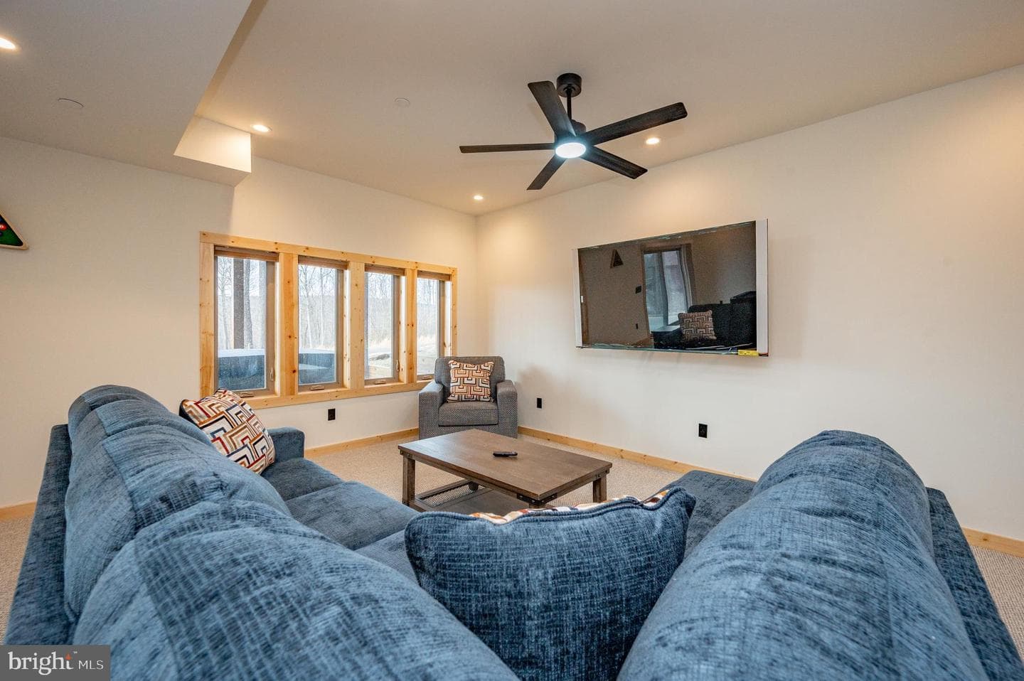 985 N Camp Road photo 42