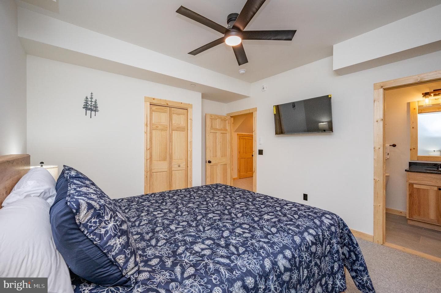 985 N Camp Road photo 54